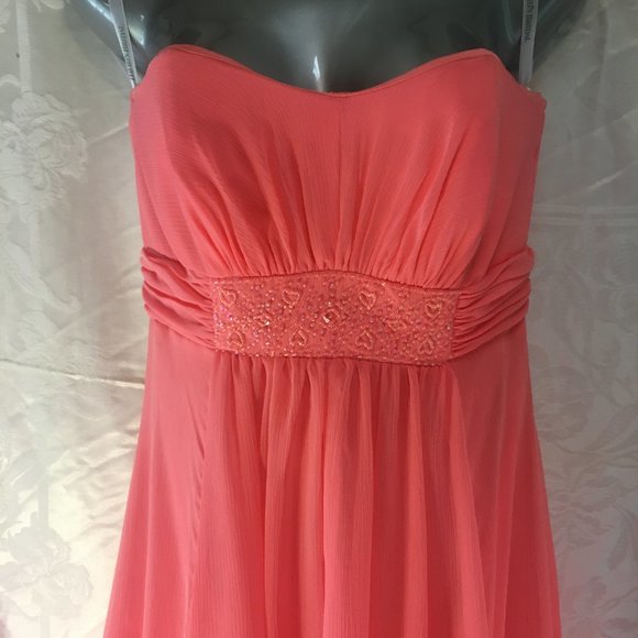 David's Bridal Strapless Beaded Bridesmaid Dress Style F14865 Size 4 Coral Reef - Picture 4 of 9